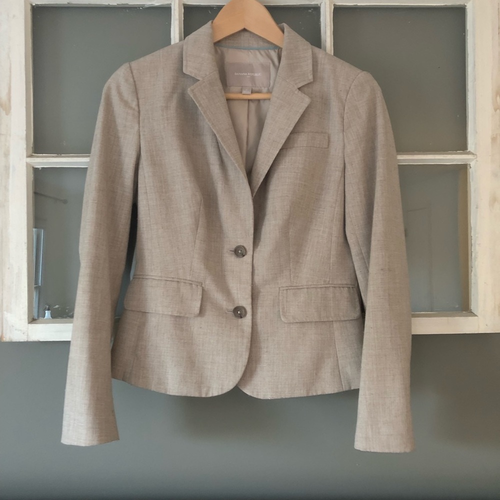 Banana Republic blazer. Size 2P (updated)